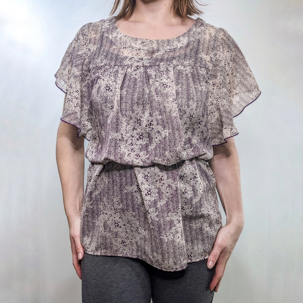🌺3/$25🌺Charlotte Russe flutter sleeve floral blouse